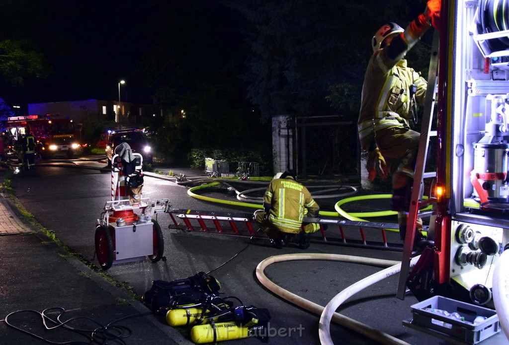 Grossfeuer Einfamilienhaus Siegburg Muehlengrabenstr P0111.JPG - Miklos Laubert